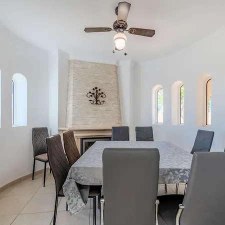 Camelias Vip By Interhome Holiday home